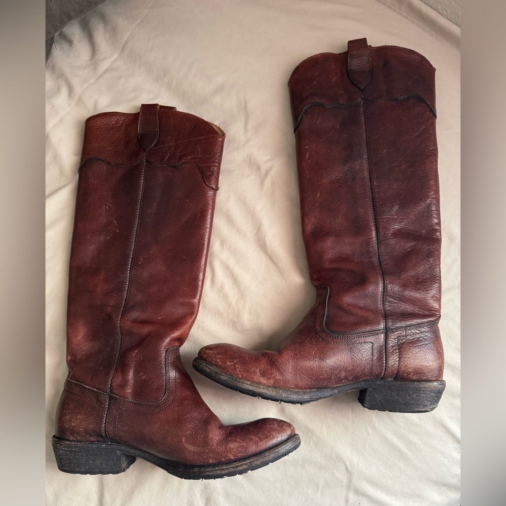 Frye Carson Lug riding boot
